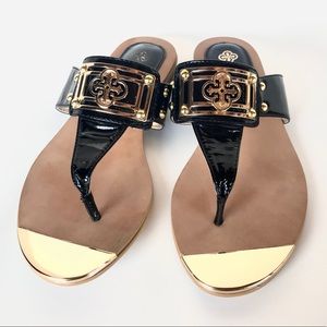 {ISOLA} Black Patent Leather Thong Sandals